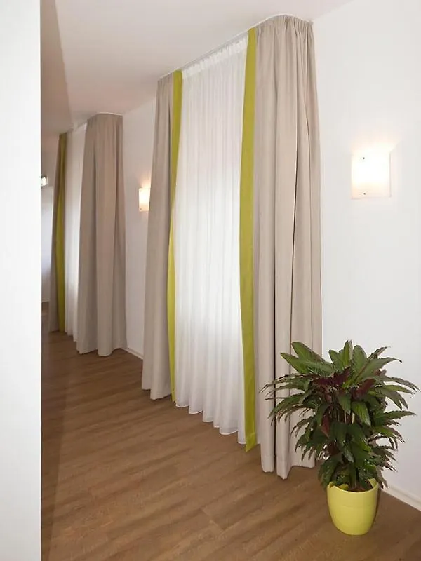 Landgasthaus Zur Linde Pleiskirchen 0*,